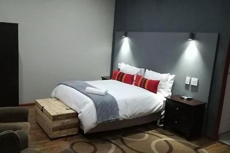 Tranquil House B&B @ 121 Berry St Queenstown Bagian luar foto